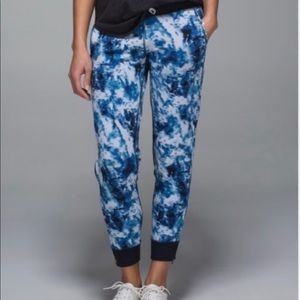 Lululemon joggers